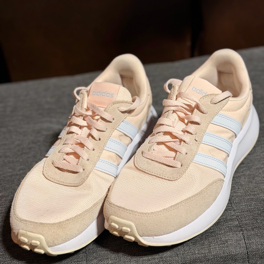 adidas Run 70s Retro Sneaker Wonder Quartz Chalk White [Size7] - Picture 3 of 7